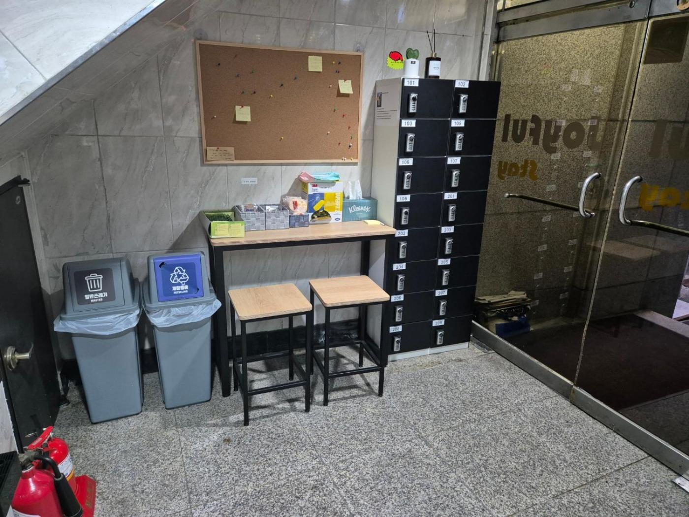Joyful Stay Seoul Exterior foto