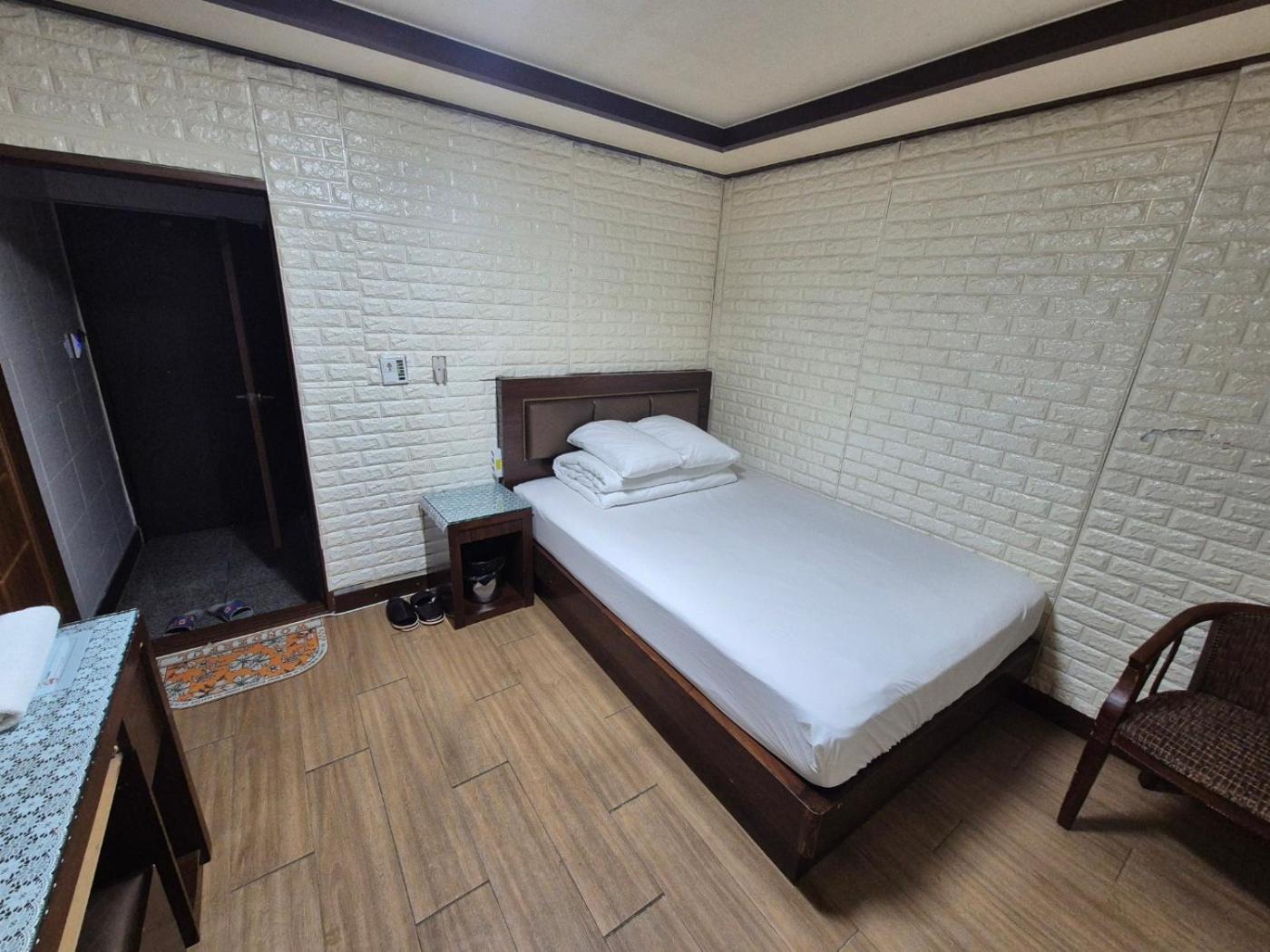 Joyful Stay Seoul Exterior foto